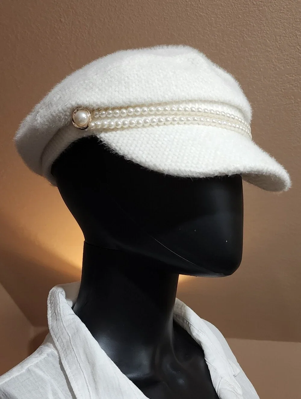 bebe White Pearl-Trim Baker Boy Cap